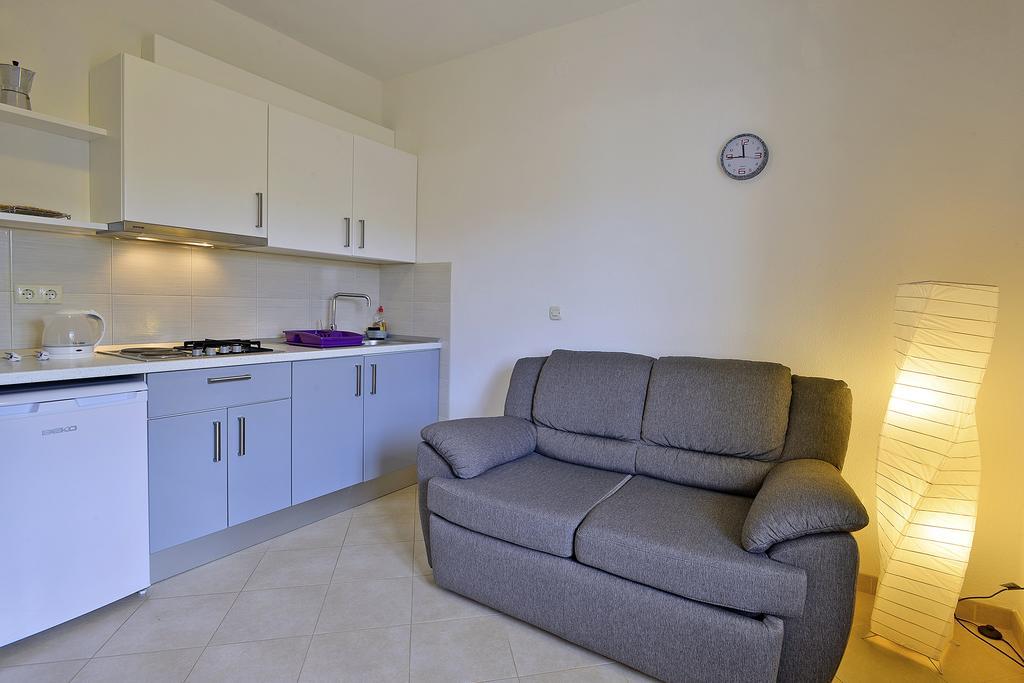 Apartments Micic フヴァル エクステリア 写真